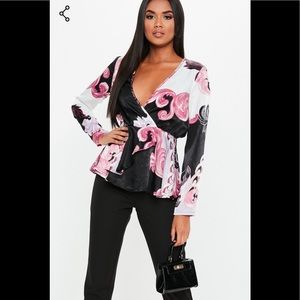 💕Black floral paisley satin wrap blouse (Medium)